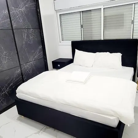 Beautiful Apartment In Ramat Gan Next To Sheba Hospital Exterior foto