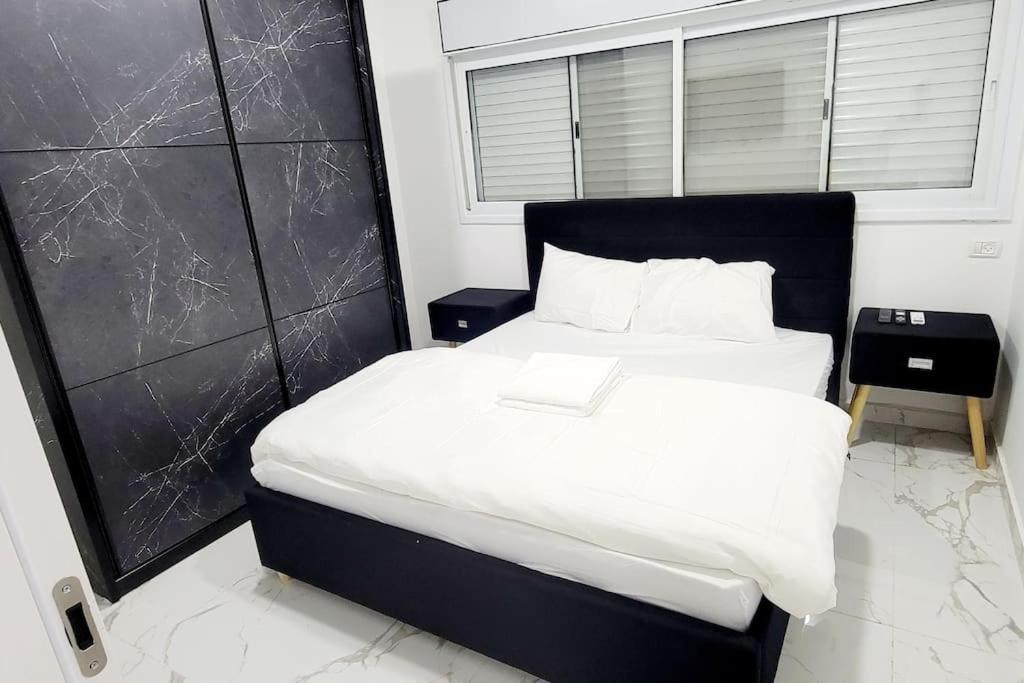 Beautiful In Next To Sheba Hospital Ramat Gan